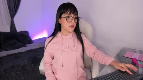 Snapshot of vittoriarouss chatting on October 2025 11:29:02 AM Vict online show from October 2025 11:29:02 AM