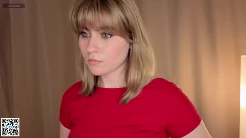 Snapshot of vivandellapenna chatting on October 2025 06:08:01 PM Melissa online show from October 2025 06:08:01 PM