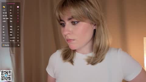 Snapshot of vivandellapenna chatting on October 2025 06:10:01 PM Melissa online show from October 2025 06:10:01 PM