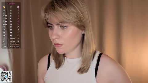 Snapshot of vivandellapenna chatting on October 2025 06:08:01 PM Melissa online show from October 2025 06:08:01 PM