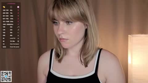 Snapshot of vivandellapenna chatting on October 2025 06:19:02 PM Melissa online show from October 2025 06:19:02 PM