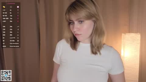 Snapshot of vivandellapenna chatting on October 2025 06:21:01 PM Melissa online show from October 2025 06:21:01 PM