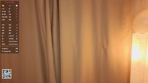 Snapshot of vivandellapenna chatting on November 2025 06:51:02 PM Melissa online show from November 2025 06:51:02 PM