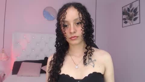 Snapshot of vivi_gh1 chatting on October 2025 03:39:02 AM Vivi online show from October 2025 03:39:02 AM