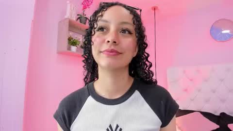 Snapshot of vivi_gh1 chatting on October 2025 03:56:02 AM Vivi online show from October 2025 03:56:02 AM