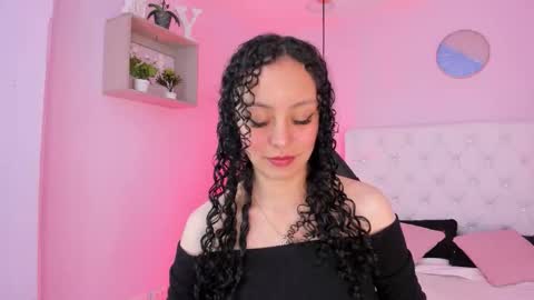 Snapshot of vivi_gh1 chatting on October 2025 03:42:02 AM Vivi online show from October 2025 03:42:02 AM