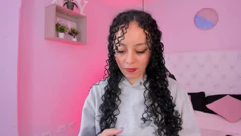 Snapshot of vivi_gh1 chatting on November 2025 03:30:02 AM Vivi online show from November 2025 03:30:02 AM