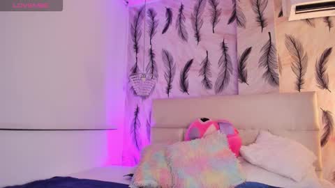 Viviana  online show from February 2026 11:23:01 PM