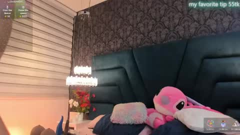 Snapshot of vivi_prinncess chatting on June 2026 11:39:02 PM Viviana online show from June 2026 11:39:02 PM