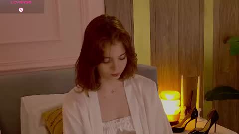 vivi_west online show from June 2026 05:15:01 PM