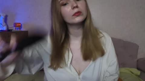 vivian_alison online show from April 2026 06:54:02 PM