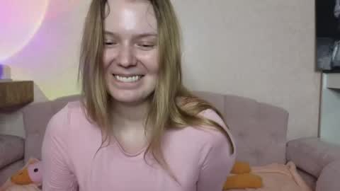 vivian_alison online show from May 2026 06:48:02 PM