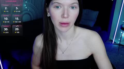 Snapshot of vivian_evans_ chatting on December 2024 07:18:02 AM Vivian Evans online show from December 2024 07:18:02 AM