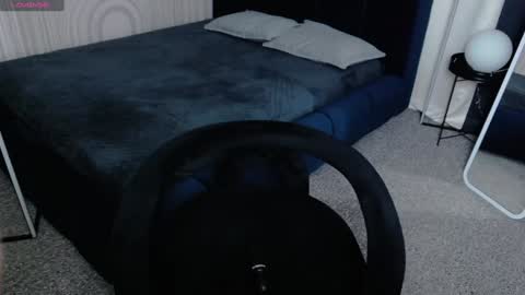 Snapshot of vivian_evans_ chatting on January 2025 01:08:01 AM Vivian Evans online show from January 2025 01:08:01 AM