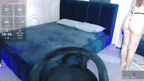 Snapshot of vivian_evans_ chatting on January 2025 01:11:02 AM Vivian Evans online show from January 2025 01:11:02 AM