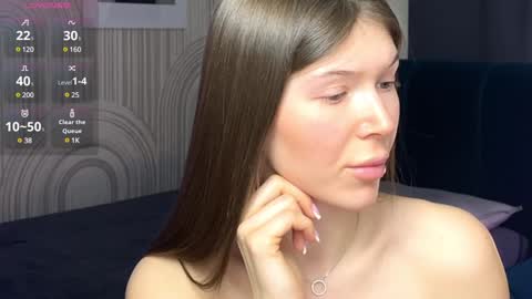 Snapshot of vivian_evans_ chatting on February 2025 04:26:02 AM Vivian Evans online show from February 2025 04:26:02 AM