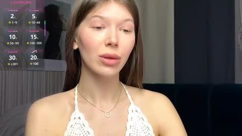 Snapshot of vivian_evans_ chatting on February 2025 01:29:01 AM Vivian Evans online show from February 2025 01:29:01 AM