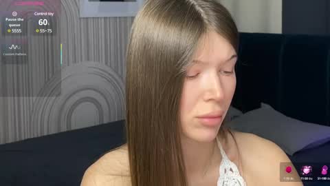 Snapshot of vivian_evans_ chatting on March 2025 12:48:01 AM Vivian Evans online show from March 2025 12:48:01 AM