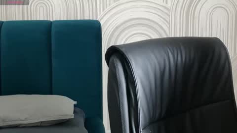 Snapshot of vivian_evans_ chatting on October 2025 12:55:01 AM Vivian Evans online show from October 2025 12:55:01 AM