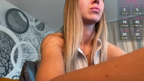 Vivian Evans online show from May 2026 01:22:01 AM