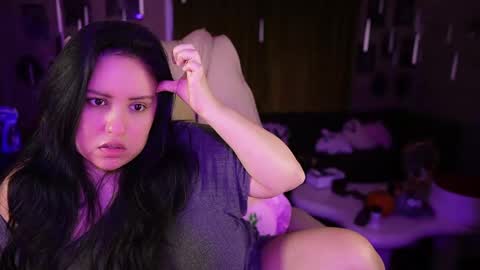 Vivi online show from November 2025 07:00:01 AM