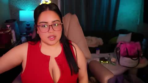 Snapshot of vivianaortega chatting on May 2026 02:17:02 AM Vivi online show from May 2026 02:17:02 AM