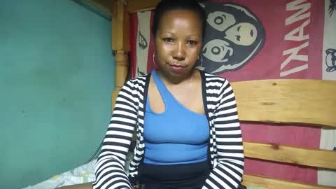 Snapshot of viviane0812 chatting on February 2025 06:36:02 PM viviane0812 online show from February 2025 06:36:02 PM