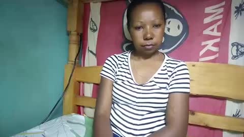 Snapshot of viviane0812 chatting on February 2025 06:47:02 AM viviane0812 online show from February 2025 06:47:02 AM