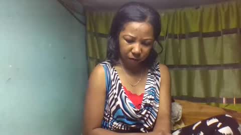 Snapshot of viviane0812 chatting on October 2025 11:19:01 AM viviane0812 online show from October 2025 11:19:01 AM