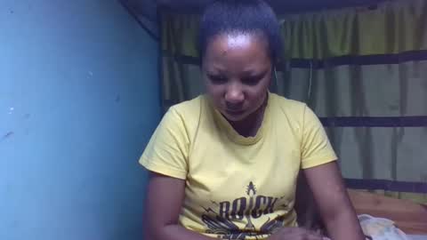 Snapshot of viviane0812 chatting on October 2025 01:01:01 PM viviane0812 online show from October 2025 01:01:01 PM