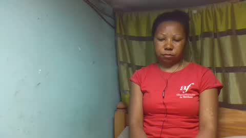 Snapshot of viviane0812 chatting on October 2025 10:32:01 PM viviane0812 online show from October 2025 10:32:01 PM