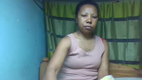 Snapshot of viviane0812 chatting on October 2025 12:47:01 AM viviane0812 online show from October 2025 12:47:01 AM