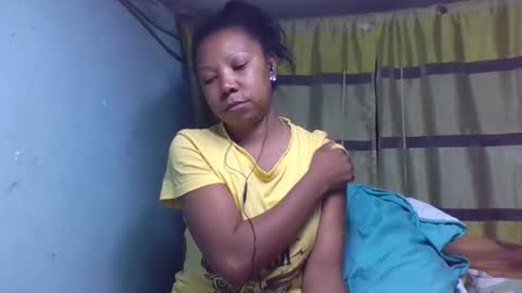 viviane0812 online show from February 2026 05:18:01 PM