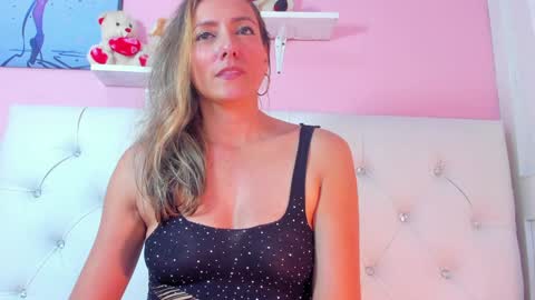 Vivi online show from December 2024 03:17:01 PM