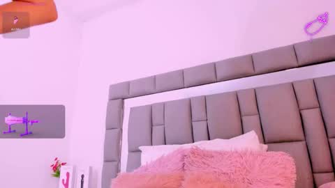 Vivi online show from October 2025 12:11:01 PM