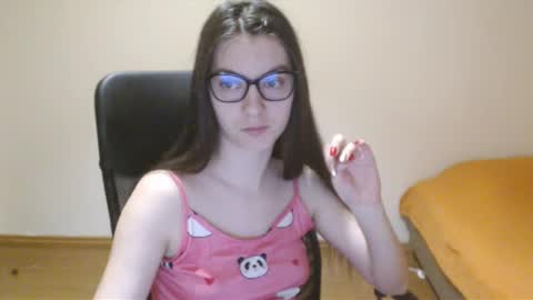 Vivian Gray online show from February 2025 03:59:02 PM