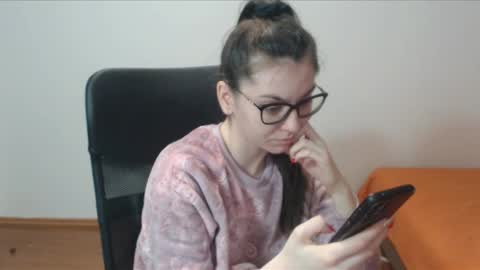 Vivian Gray online show from February 2025 04:29:01 PM