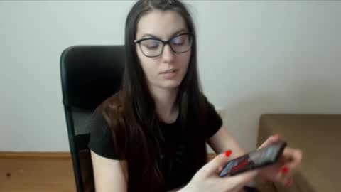 Vivian Gray online show from March 2025 08:10:01 PM