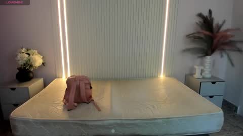 Snapshot of vivianowen9 chatting on February 2026 12:34:01 PM vivianowen9 online show from February 2026 12:34:01 PM