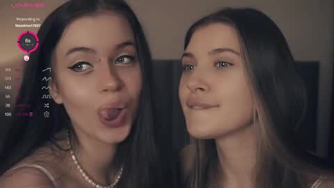 Snapshot of vivid_girls chatting on February 2025 07:28:01 AM Nelly and Mari online show from February 2025 07:28:01 AM