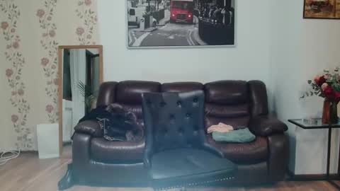 vivienne online show from February 2025 07:19:02 PM