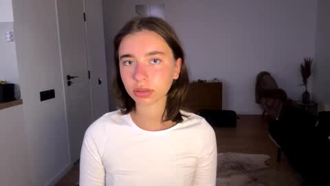 Snapshot of viviennebreihan chatting on February 2026 06:09:01 AM Vivi online show from February 2026 06:09:01 AM