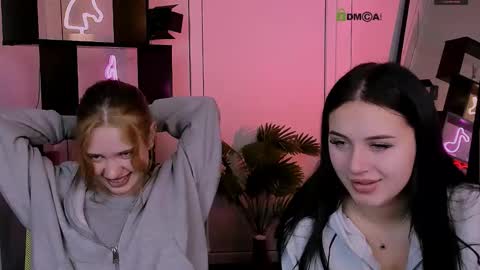 Snapshot of vivy_star chatting on November 2025 07:14:02 PM vivy_star online show from November 2025 07:14:02 PM