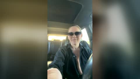 vixen1222 online show from May 2026 02:46:01 PM