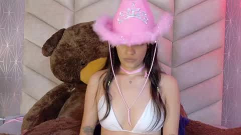 Snapshot of vixen_flutter chatting on April 2026 09:39:33 PM Vixen online show from April 2026 09:39:33 PM