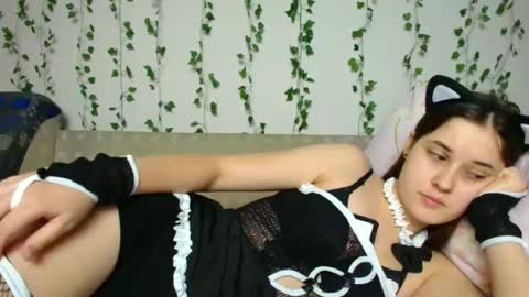 Vixen Lily online show from January 2025 01:09:02 PM