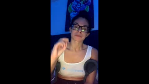 vixenblade online show from February 2026 06:26:01 AM