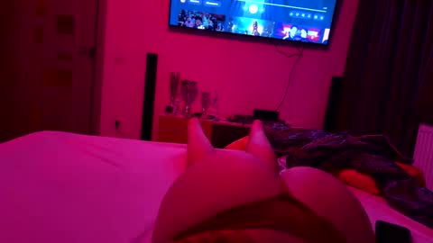 Snapshot of vixenlux chatting on February 2026 09:44:01 PM vixenlux online show from February 2026 09:44:01 PM