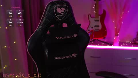 vixxxiee online show from March 2025 10:43:02 PM