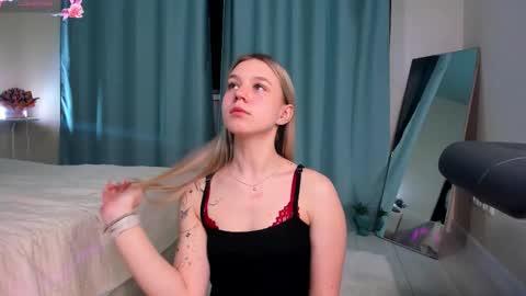 Mila online show from March 2026 07:41:01 PM